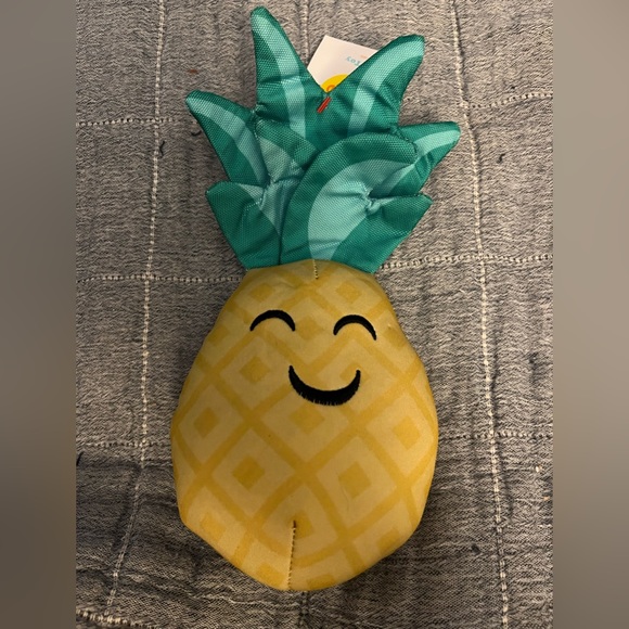 Sun Squad Yellow Green Smiling Pineapple Squeaky Water Dog Toy Float 8" new - Picture 2 of 3